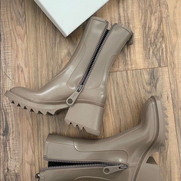 Chloe Betty Rainboots - Picture 5 of 9
